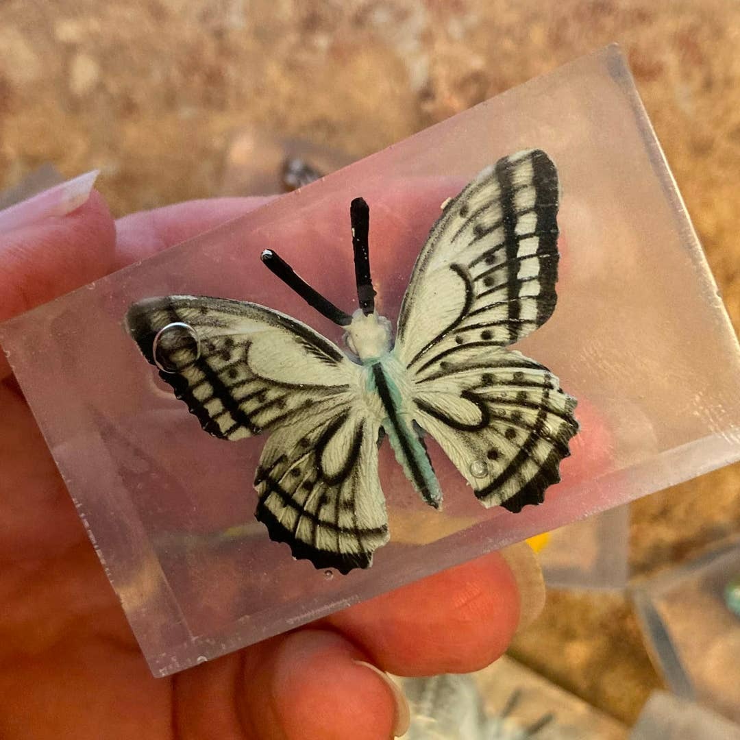 Butterflies In Your Soap! - Grab 'n Go Minis!