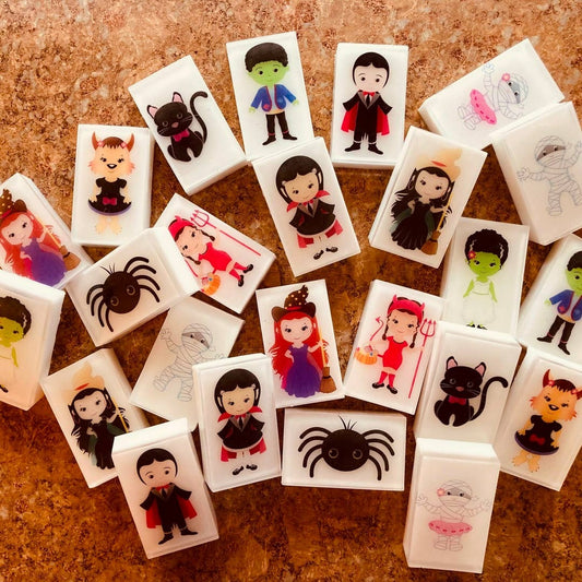 Halloween Character Grab ‘n Go mini's.🎃👻