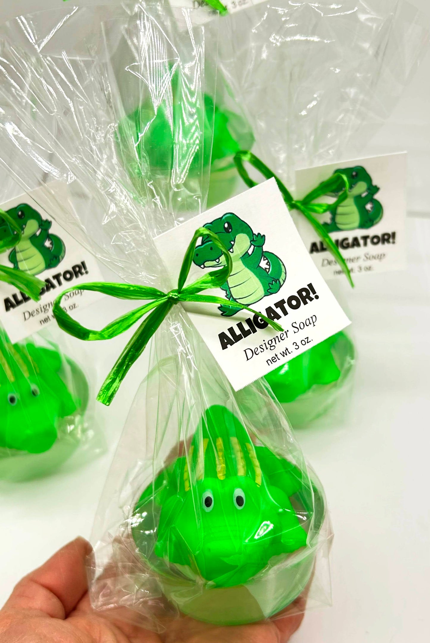 alligator-glow-toy-soapsingle with packaging